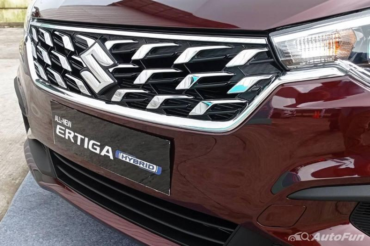 Can canh Suzuki Ertiga Hybrid 2022 