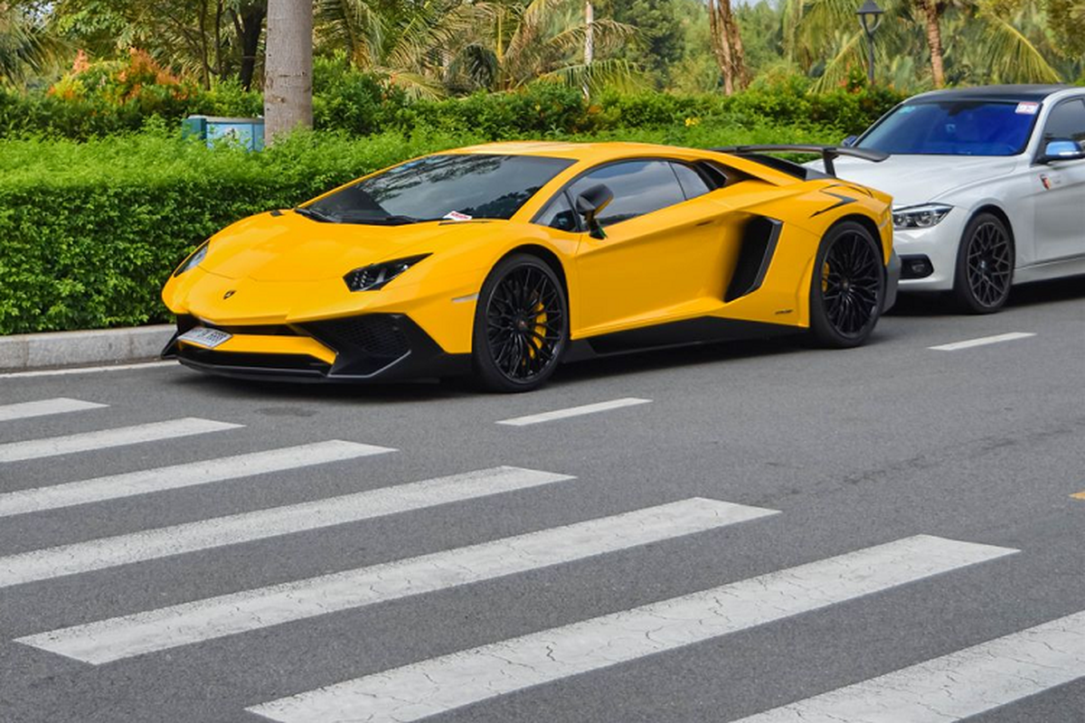 “Tom gon” Lamborghini Aventador SV Coupe thu hai tai Viet Nam-Hinh-5