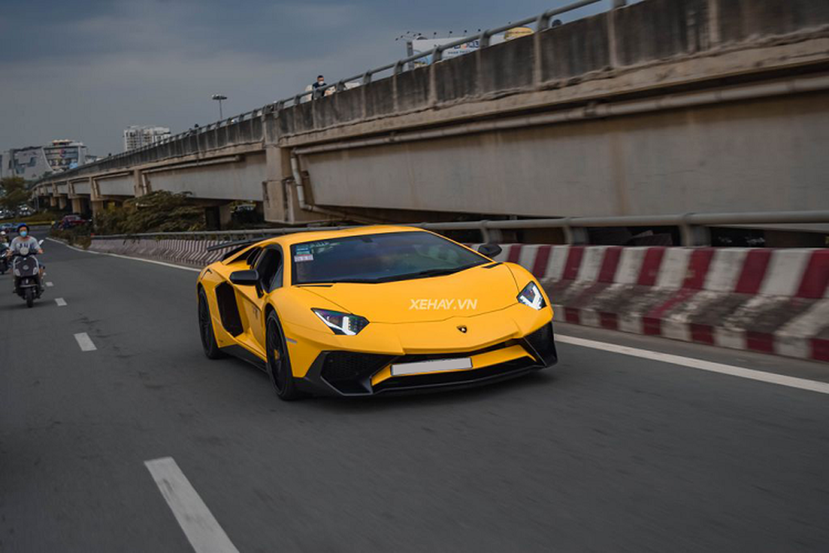 “Tom gon” Lamborghini Aventador SV Coupe thu hai tai Viet Nam