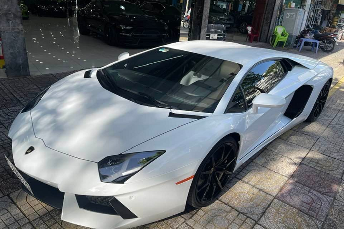 Thieu gia 8X Binh Duong rao ban Lamborghini Aventador bi an nhat Viet Nam-Hinh-2