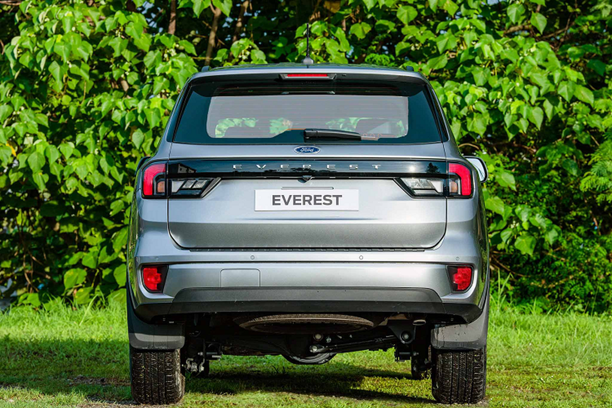 Ford Everest Trend 2023 tu 853 trieu dong tai Thai, sap ve Viet Nam-Hinh-4