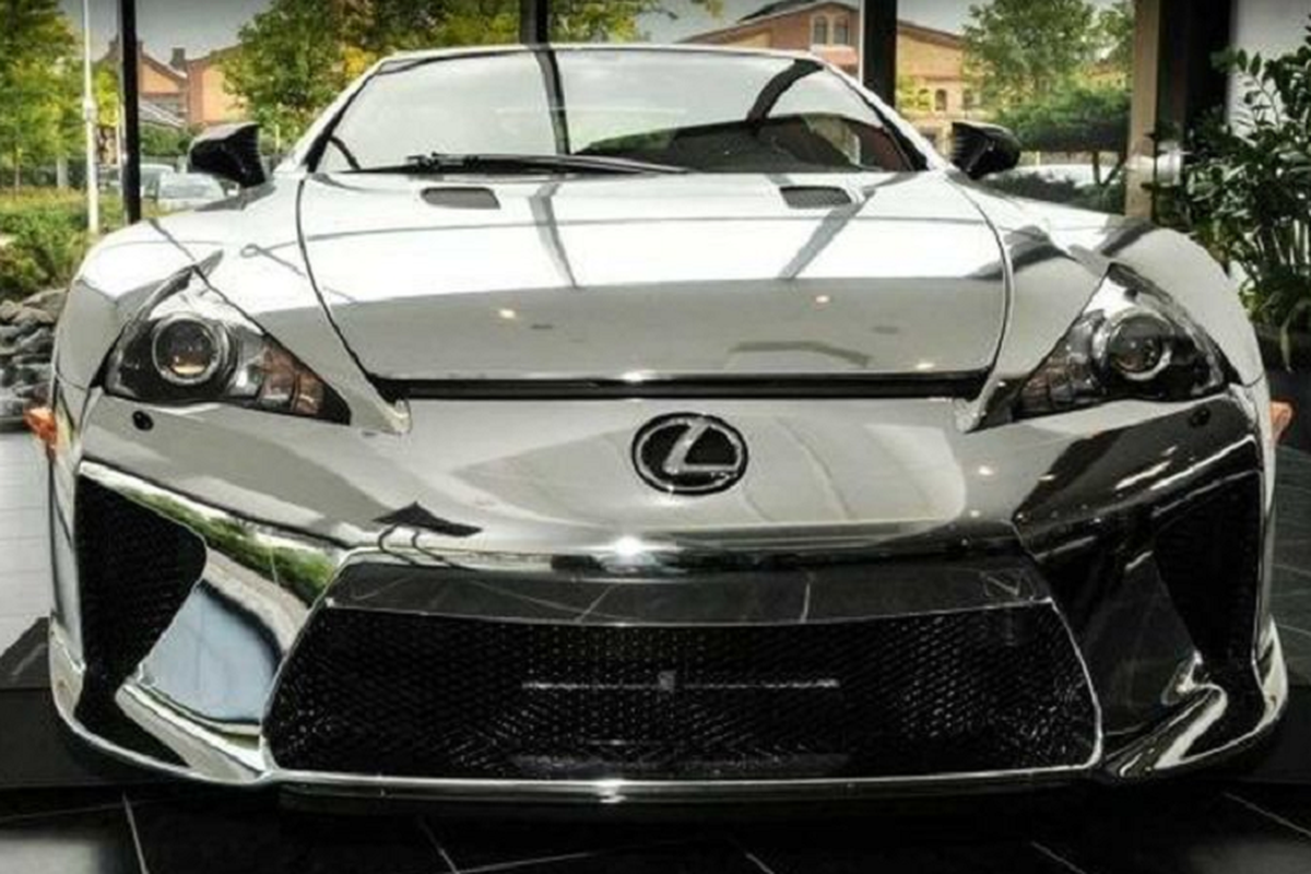 Lexus LFA phu crom doc nhat the gioi 