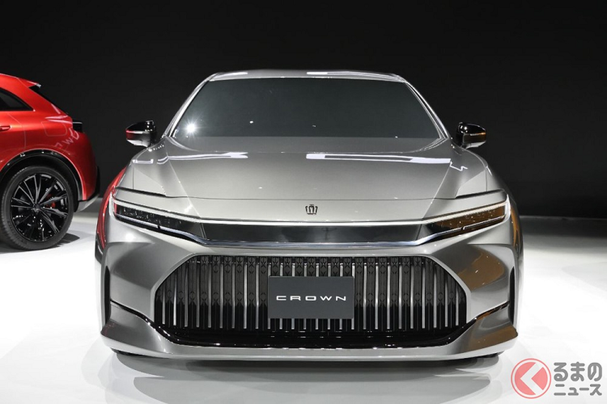 Toyota Crown Sedan 2024 - “xe bo truong” hoan toan moi co gi?-Hinh-2