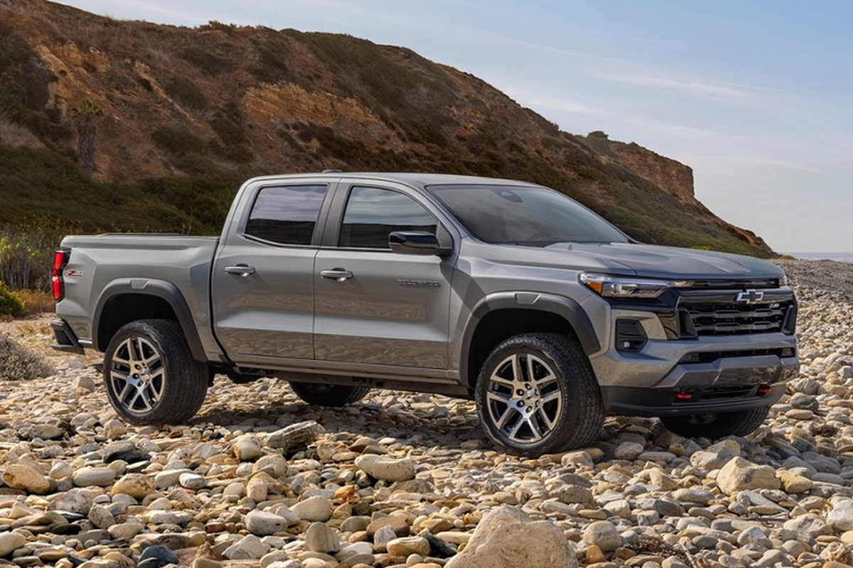 Chevrolet Colorado 2023 moi co gi de 