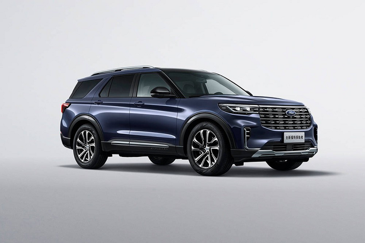 Chi tiet Ford Explorer 2023, man hinh noi that 