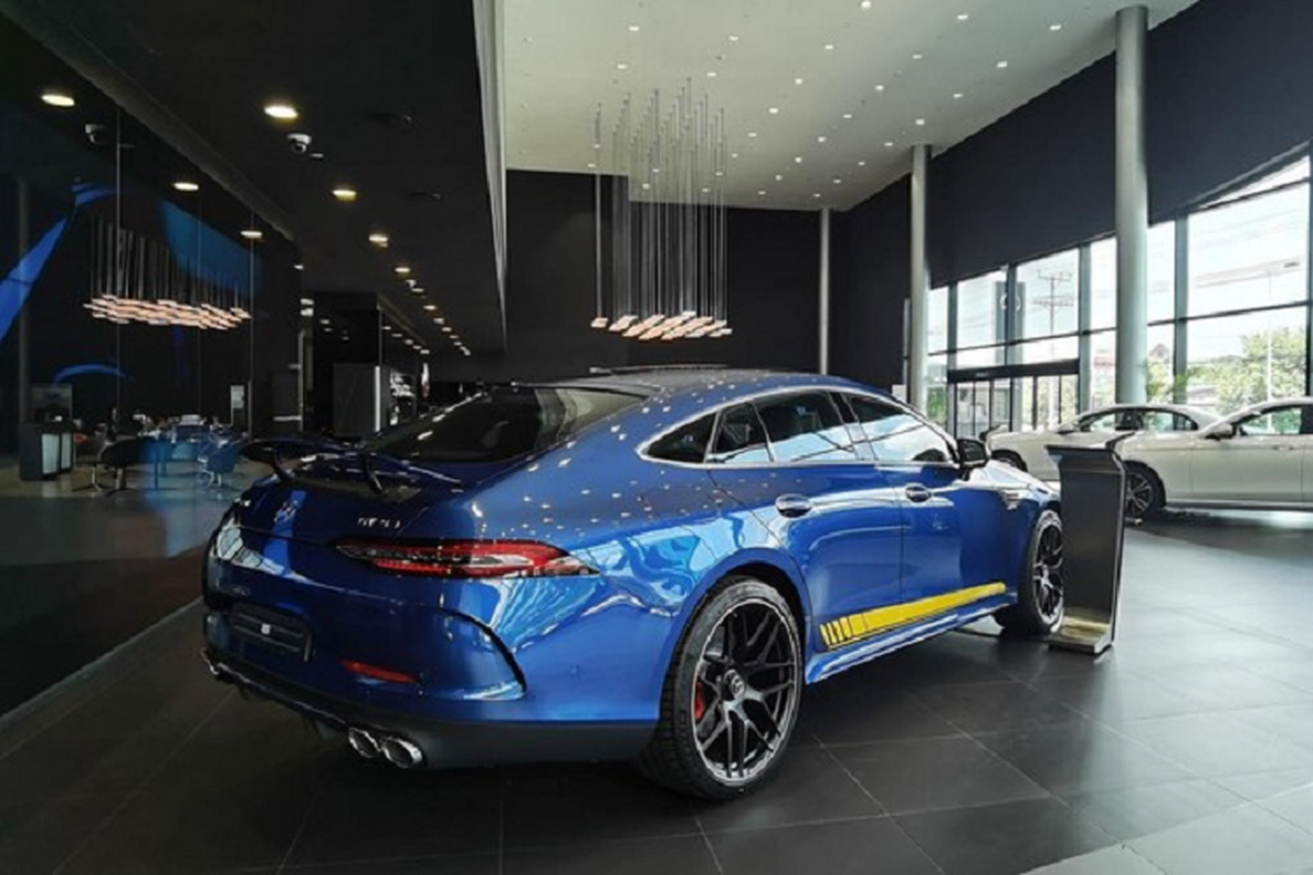 Mercedes-AMG GT 53 nang cap ve Viet Nam, tang hon 400 trieu dong-Hinh-10