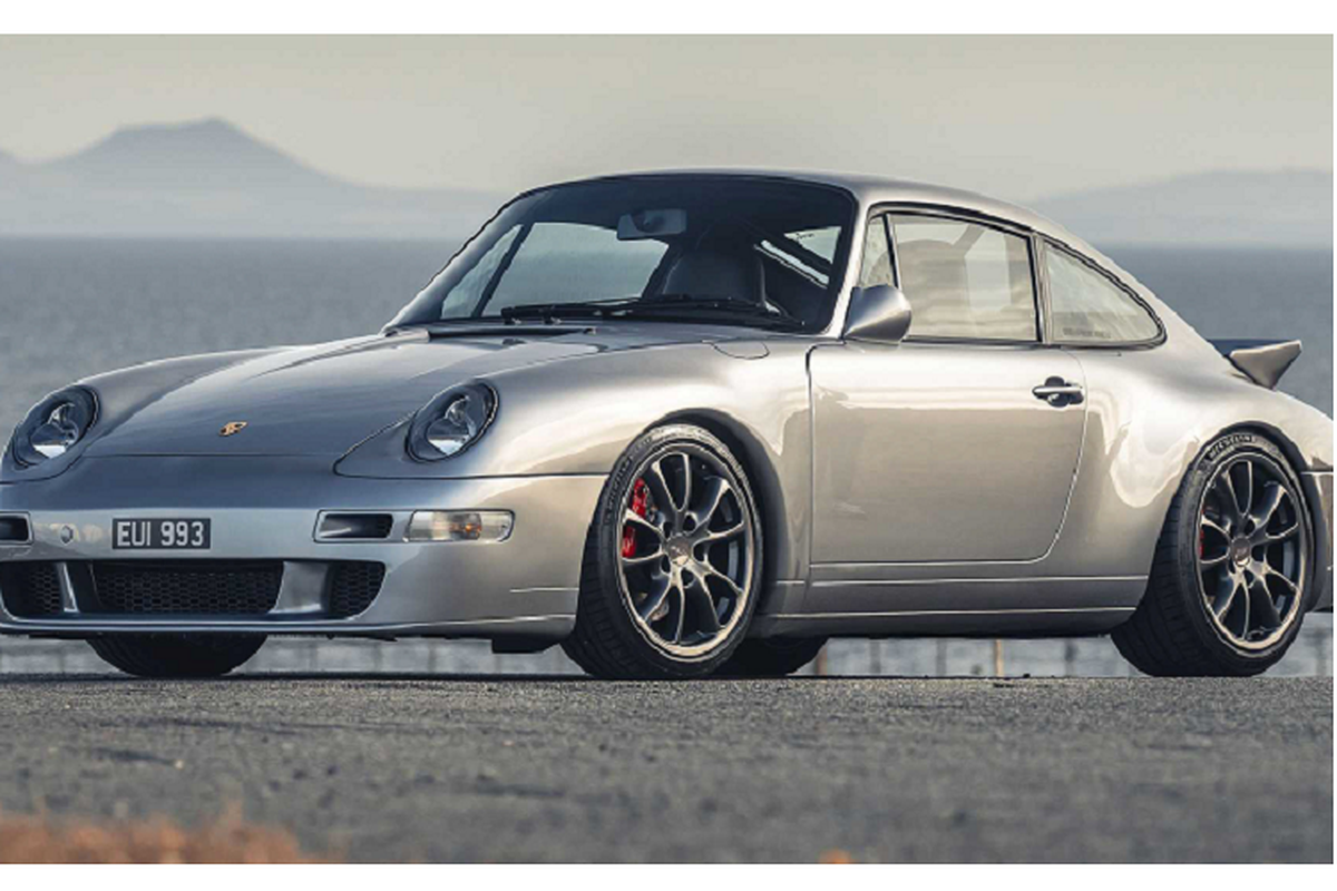 Paul Stephens Autoart ra mat ban do Porsche 911 993R 