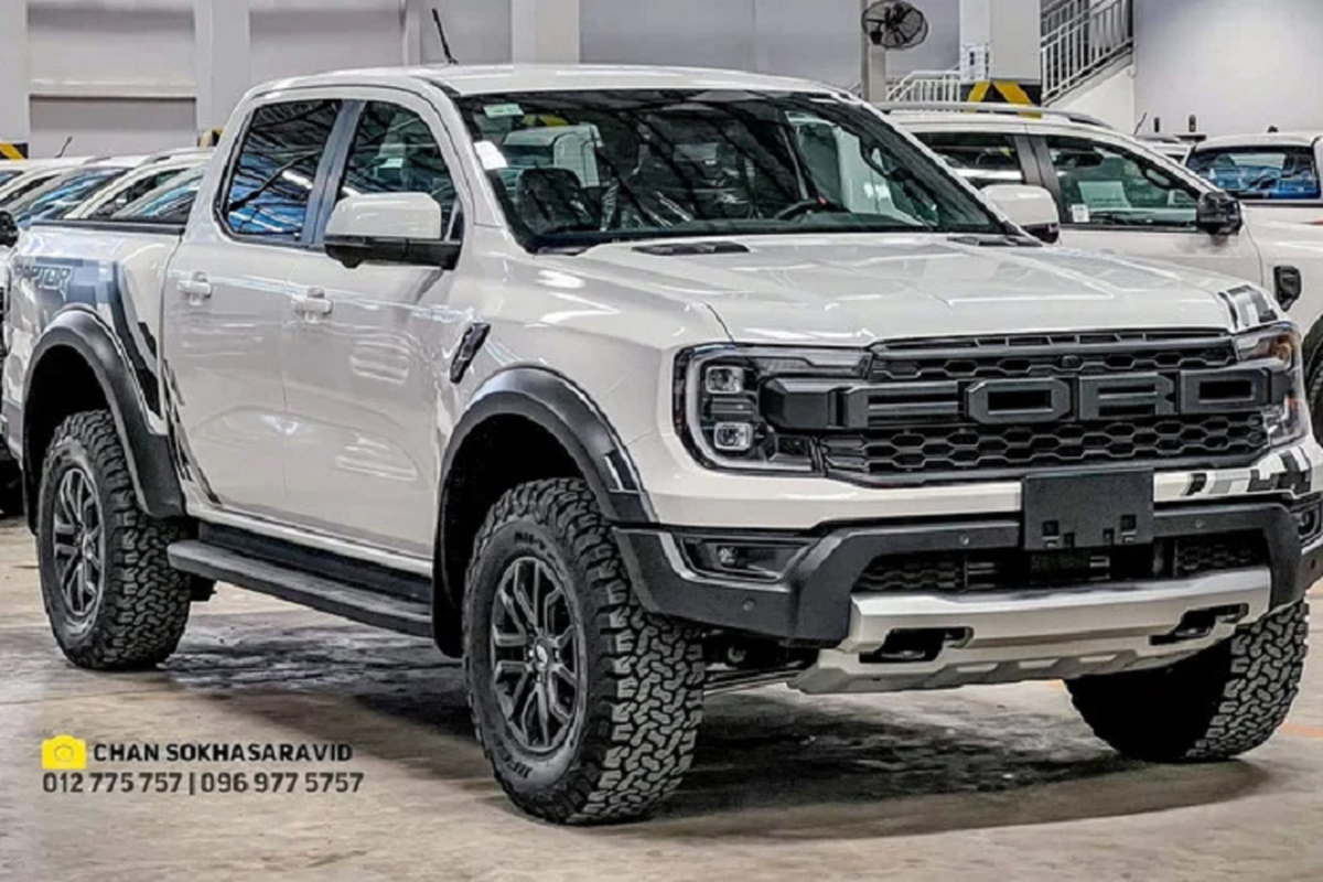 Ford Ranger Raptor V6 3.0L Twin Turbo 2023 ve 