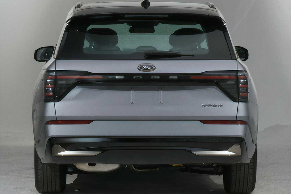 Ford Edge 2023 lo thiet ke lot xac, kich thuoc ngang 