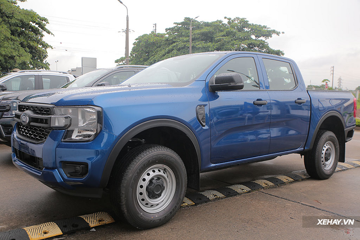 Ngam “vua ban tai” Ford Ranger 2023 tai Viet Nam - dep moi goc canh-Hinh-3