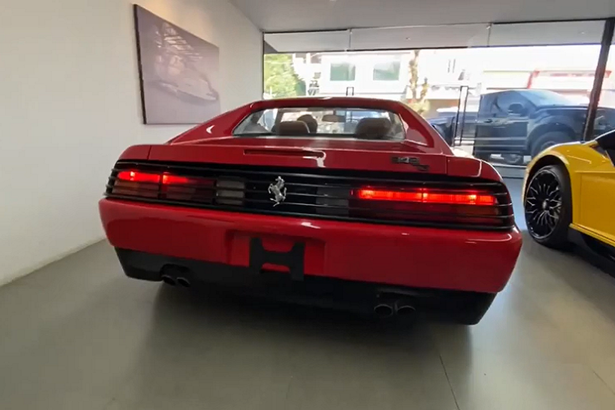 Ferrari 348 TS va F355 Berlinetta 