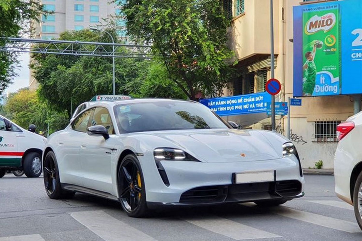 Ly do Porsche Taycan tai Viet Nam co the giam toi 700 trieu dong?-Hinh-7