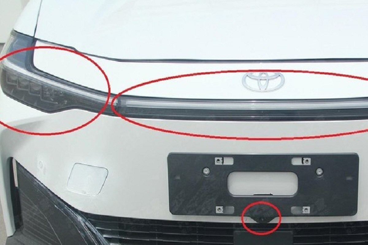 Toyota bZ3 - sedan dien kich thuoc nhu Camry 