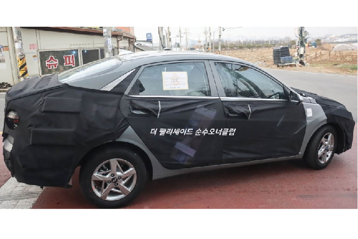 Hyundai Accent 2023 an toan hon voi SmartSense, 