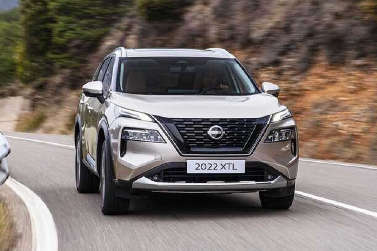 Mau SUV Nissan X-Trail 2023 cap ben chau Au, lieu co ve Viet Nam?