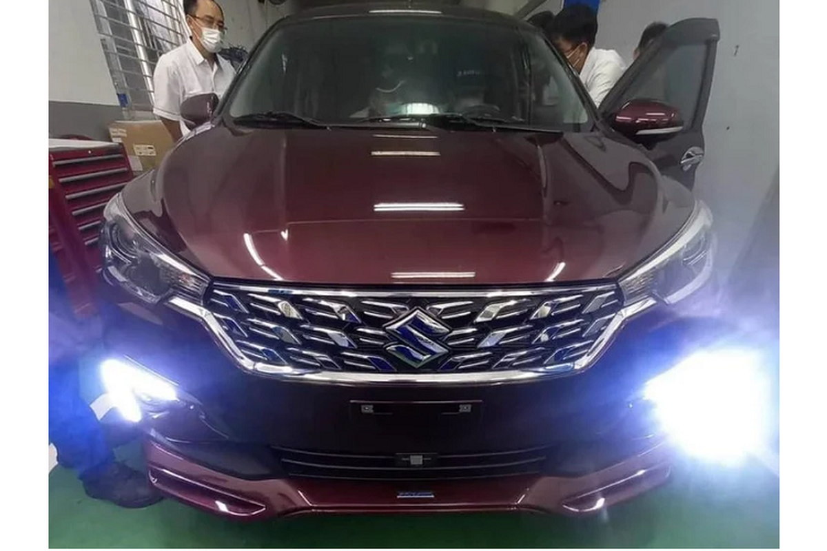 Tan thay Suzuki Ertiga Hybrid 2023 tiet kiem xang tai Viet Nam-Hinh-6