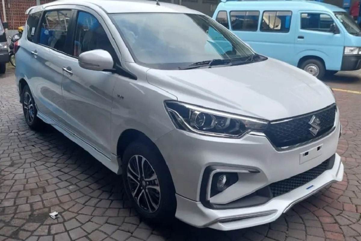 Gia xe Suzuki Ertiga Hybrid 2023 tai Viet Nam - cao nhat 690 trieu dong