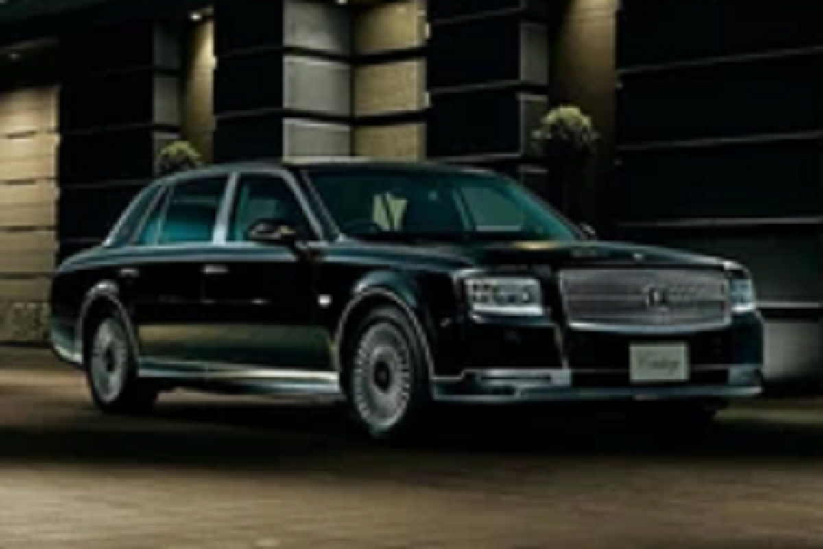 Toyota Century - SUV sieu sang san sang dau Rolls-Royce Cullinan?-Hinh-7