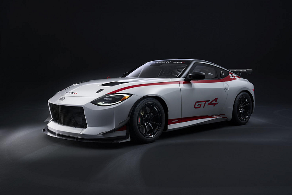 Nissan Z GT4 2022 - chiec 