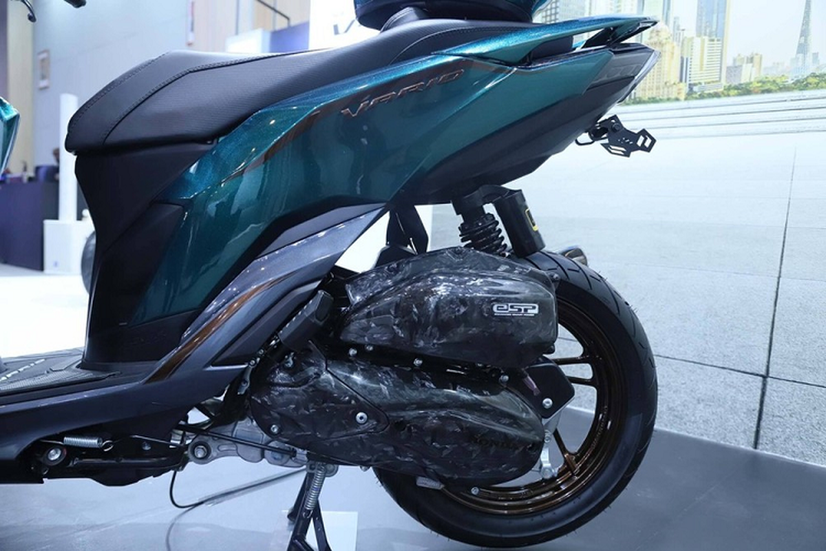 Can canh Honda Vario 125 Hyper Sporty do chinh hang 