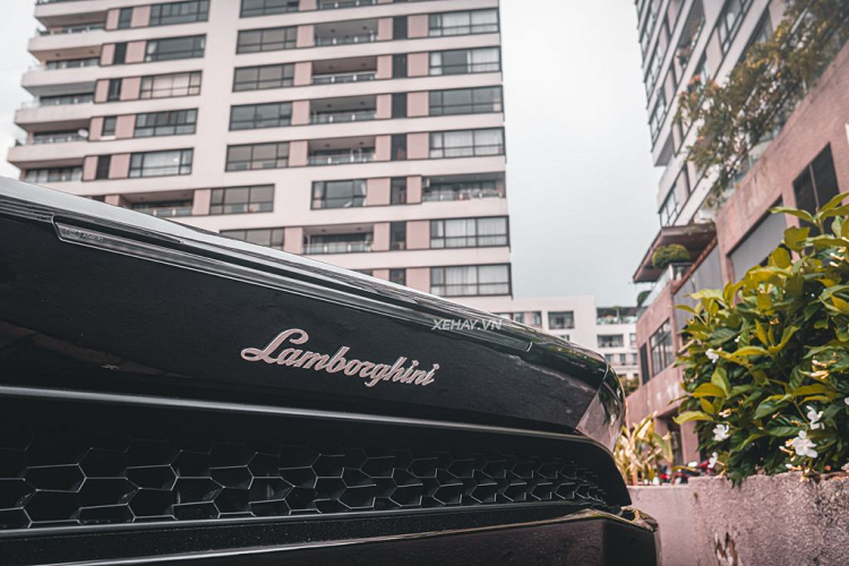 Day la chiec Lamborghini Huracan mau den bong “doc nhat” Viet Nam-Hinh-8