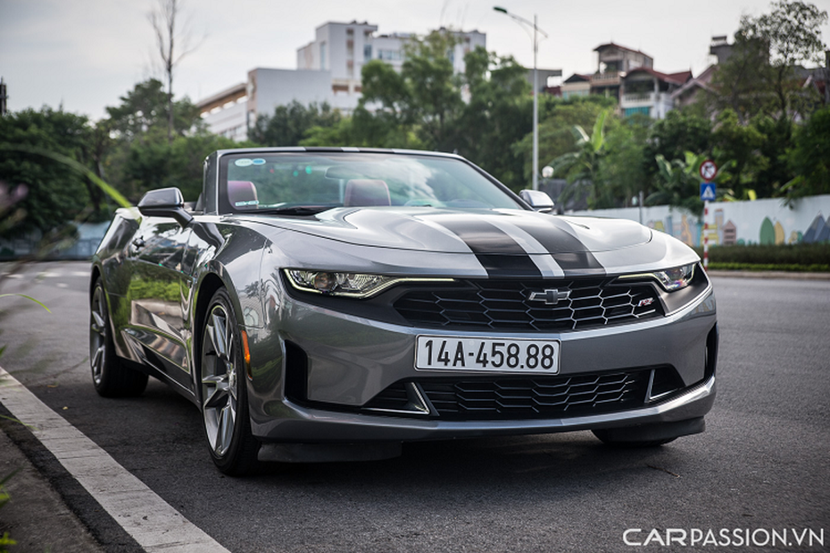 Chevrolet Camaro RS Convertible doc nhat Viet Nam, chi hon 3 ty dong-Hinh-2