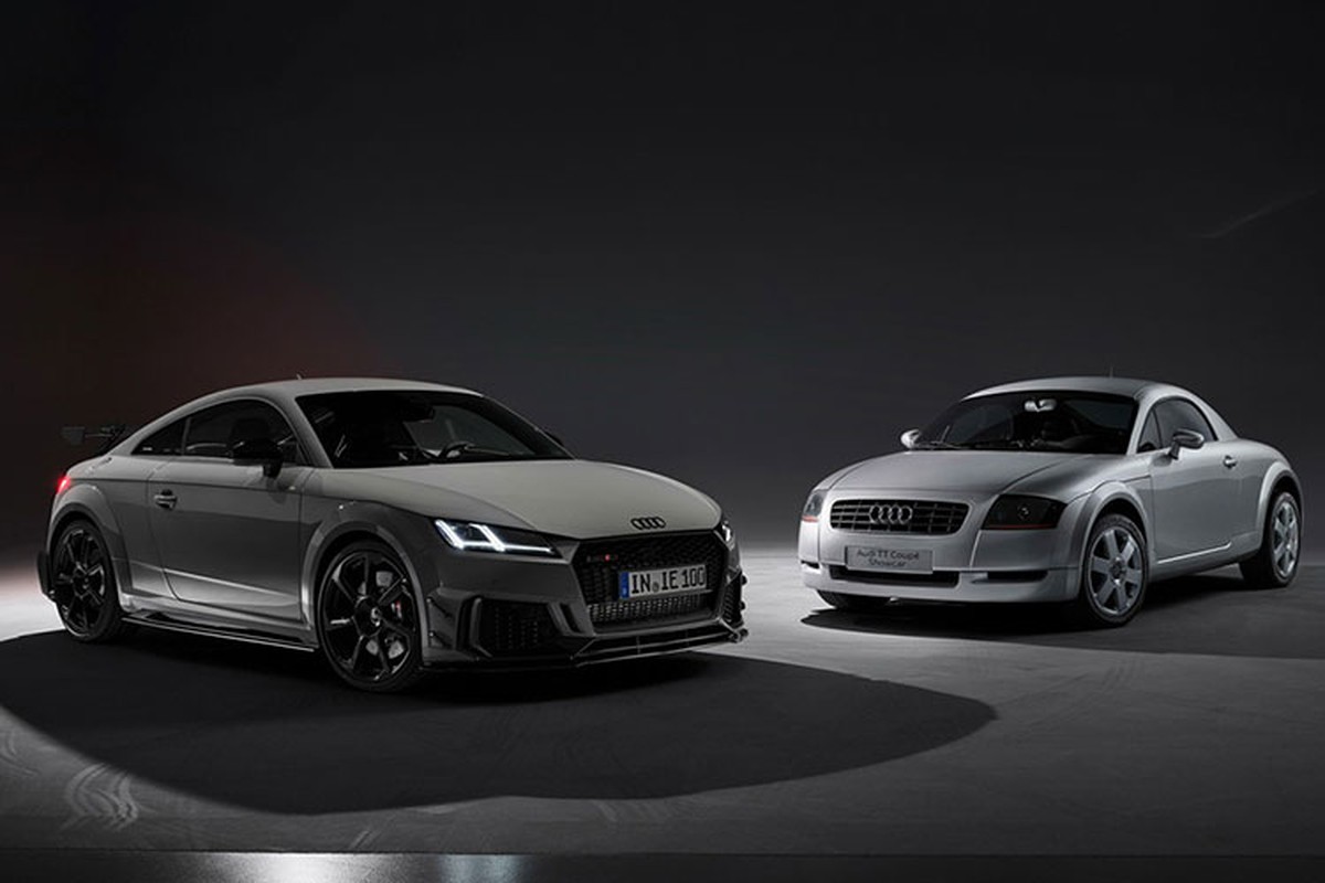 Audi TT RS Iconic Edition dac biet chi 100 chiec, hon 2,4 ty dong