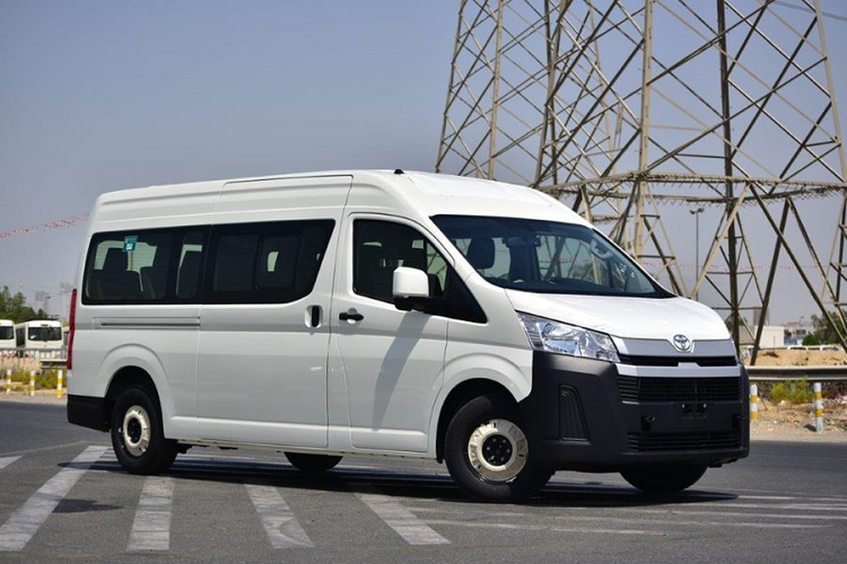 Toyota Hiace va Granvia 