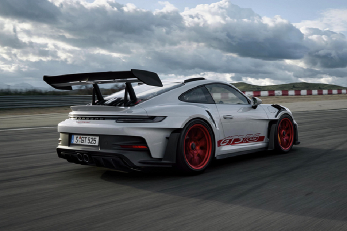 Porsche 911 GT3 RS 2023 lap ky luc the gioi moi tai truong dua Nurburgring-Hinh-7