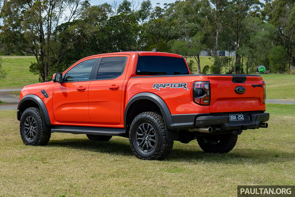 Ford Ranger Raptor 2022 ra mat tai Malaysia gia chi 1,3 ty dong-Hinh-4