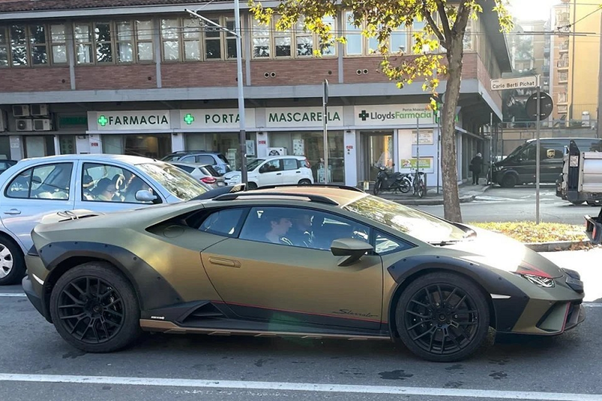 Lamborghini Huracan Sterrato 2023 - sieu xe off-road lan dau 