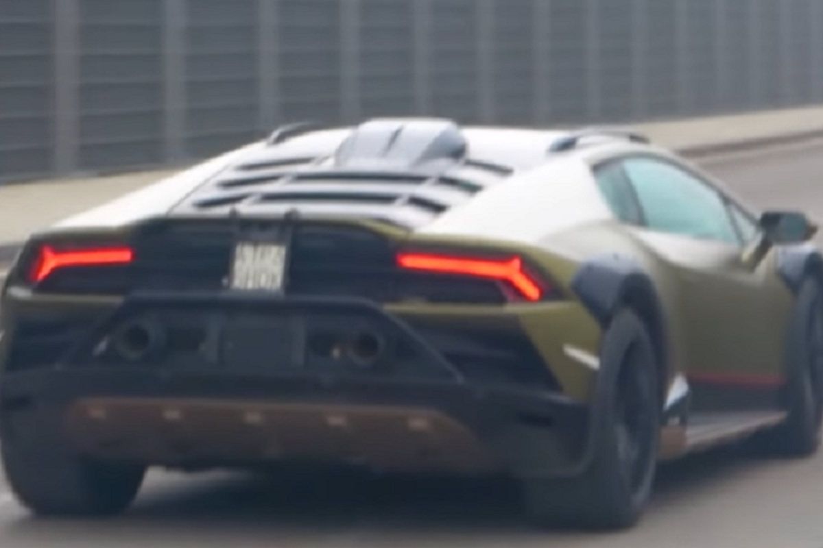 Lamborghini Huracan Sterrato 2023 - sieu xe off-road lan dau 