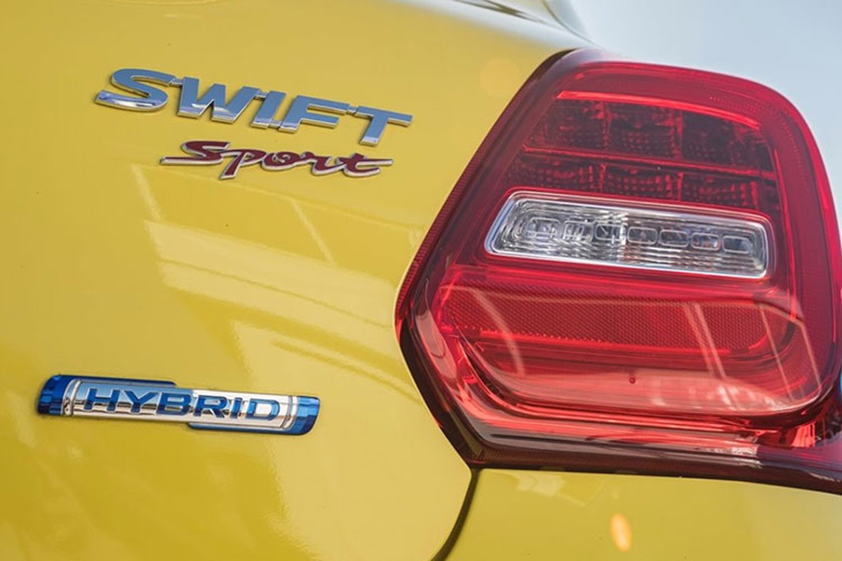 Suzuki Swift 2024 sap co ban hybrid, 