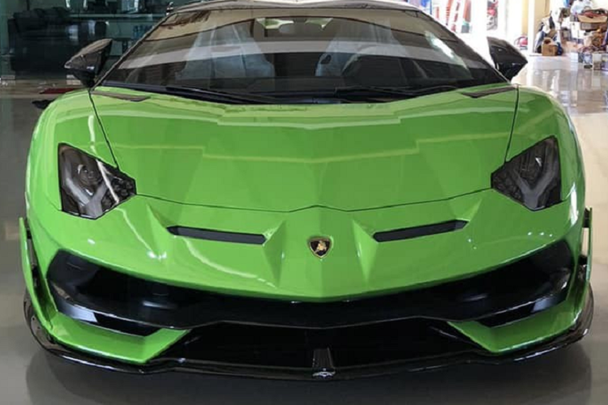 Lamborghini Aventador SVJ Roadster tien ty, bien Lao tai Da Nang