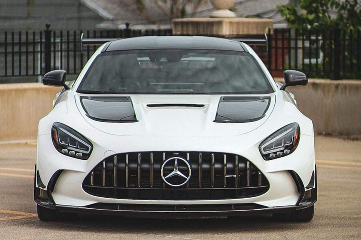 Mercedes-AMG GT Black Series doi gia gap doi, len toi 16,8 ty dong-Hinh-2