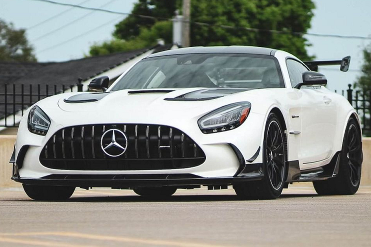 Mercedes-AMG GT Black Series doi gia gap doi, len toi 16,8 ty dong