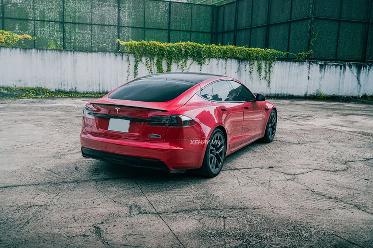 Can canh Tesla Model S Plaid dien manh 1.020 ma luc o Sai Gon-Hinh-10