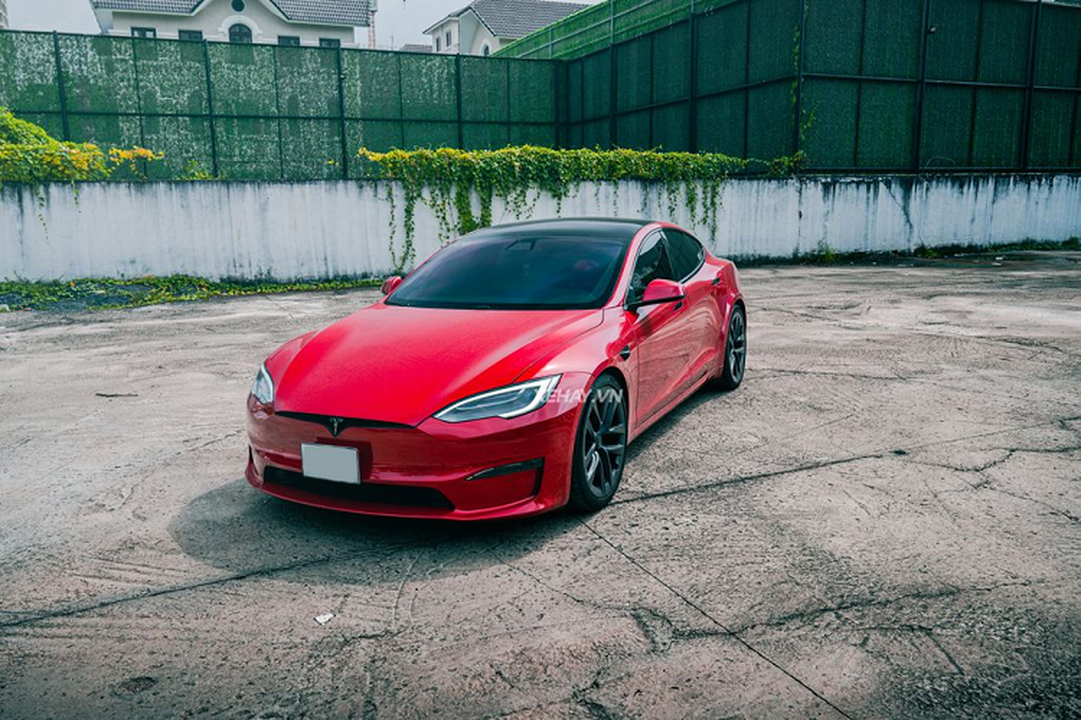 Can canh Tesla Model S Plaid dien manh 1.020 ma luc o Sai Gon-Hinh-3
