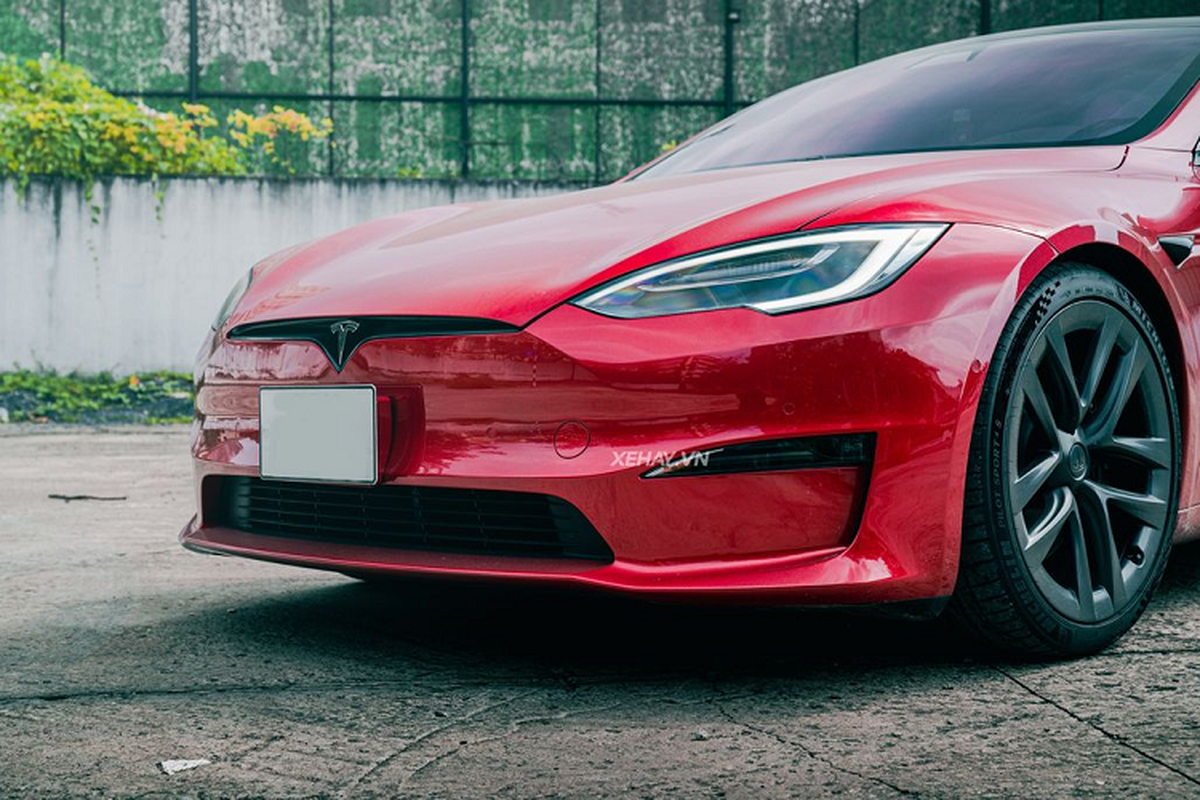 Can canh Tesla Model S Plaid dien manh 1.020 ma luc o Sai Gon-Hinh-4