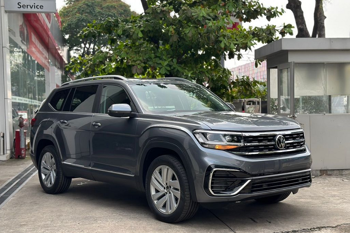 Volkswagen Teramont hon 2,3 ty len doi R-Line chi 100 trieu o Sai Gon