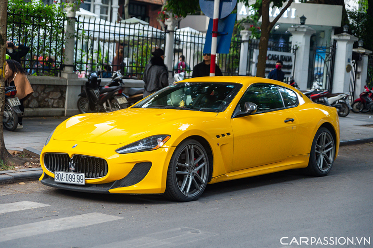 Maserati Granturismo MC Sportline hon 12 ty bien 