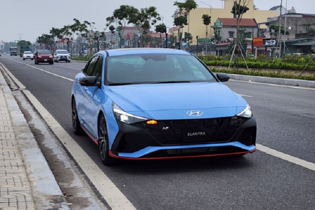 Hyundai Elantra N 2023 lo gia ban, khoang 2 ty dong tai Viet Nam?-Hinh-3