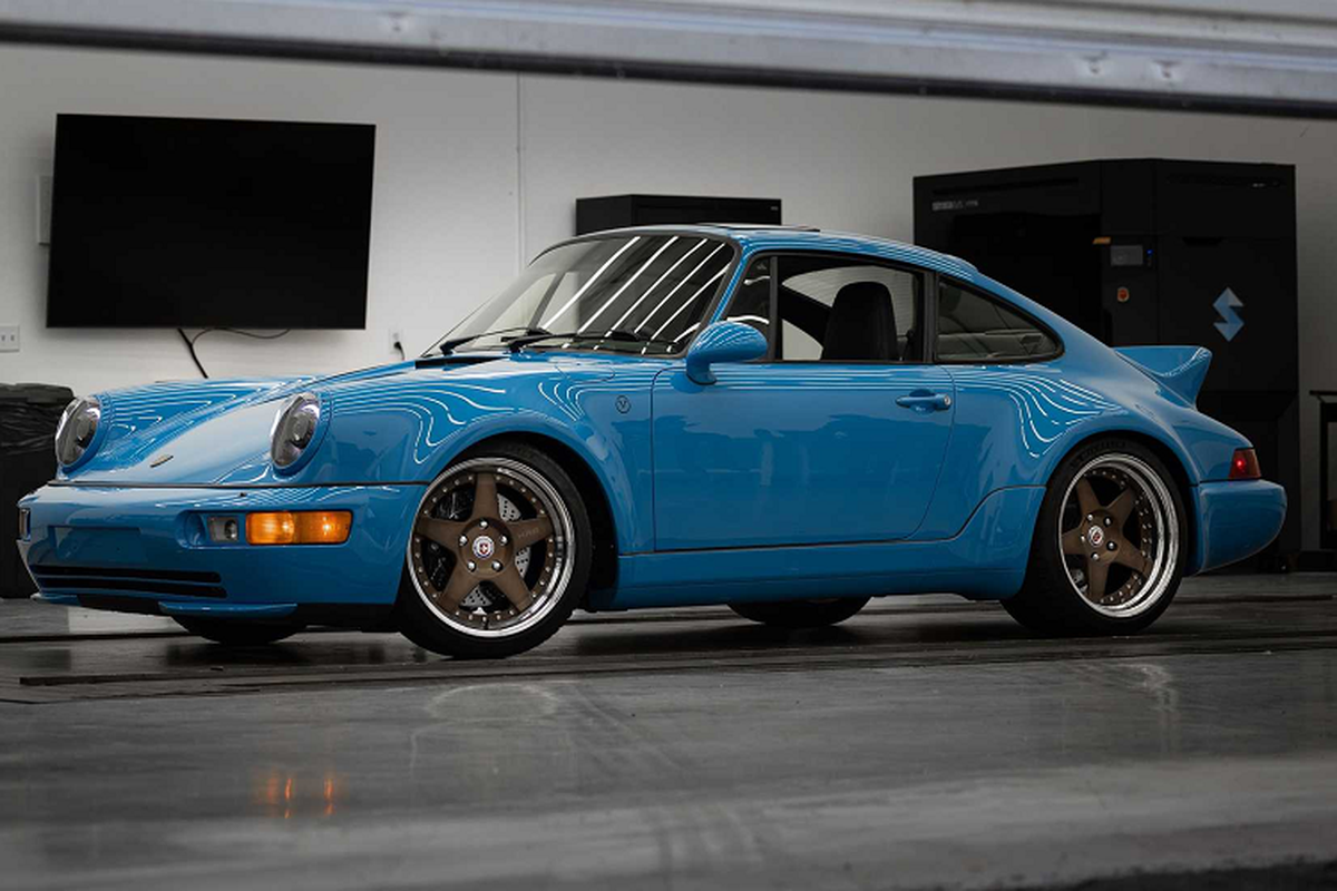 Everrati ban giao chiec Porsche 911 (964) chay dien dau tien den My