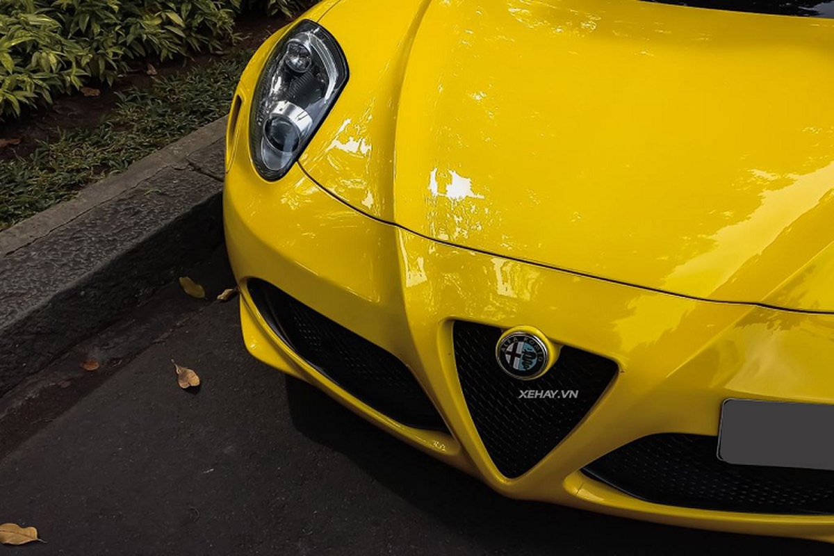 Tan thay Alfa Romeo 4C Launch Edition hon 4 ty doc nhat Viet Nam-Hinh-6