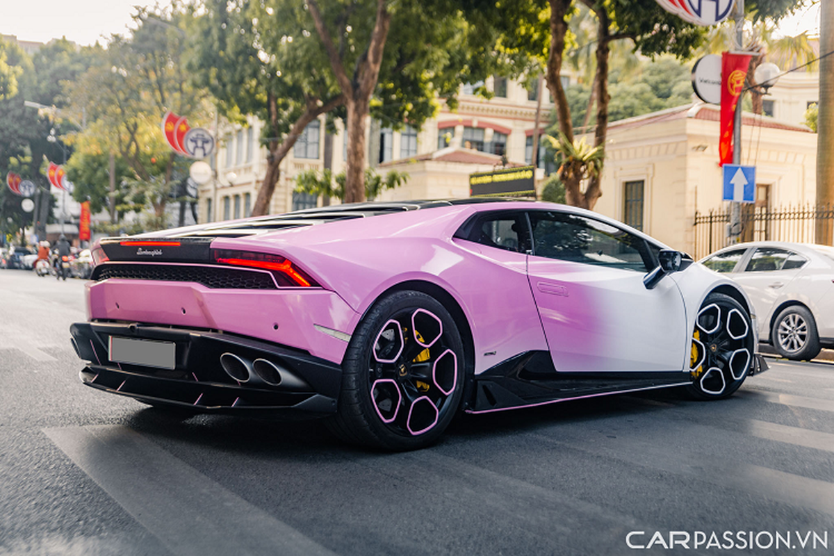 Lamborghini Huracan cua dan choi Ha Noi “lot xac” voi dan ao doc-Hinh-2