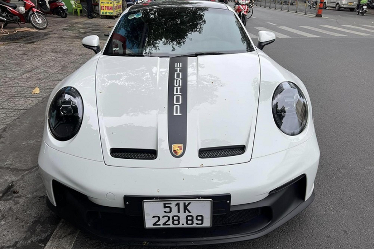 Can canh Porsche 911 GT3 2022 hon 16 ty cua Dang Le Nguyen Vu