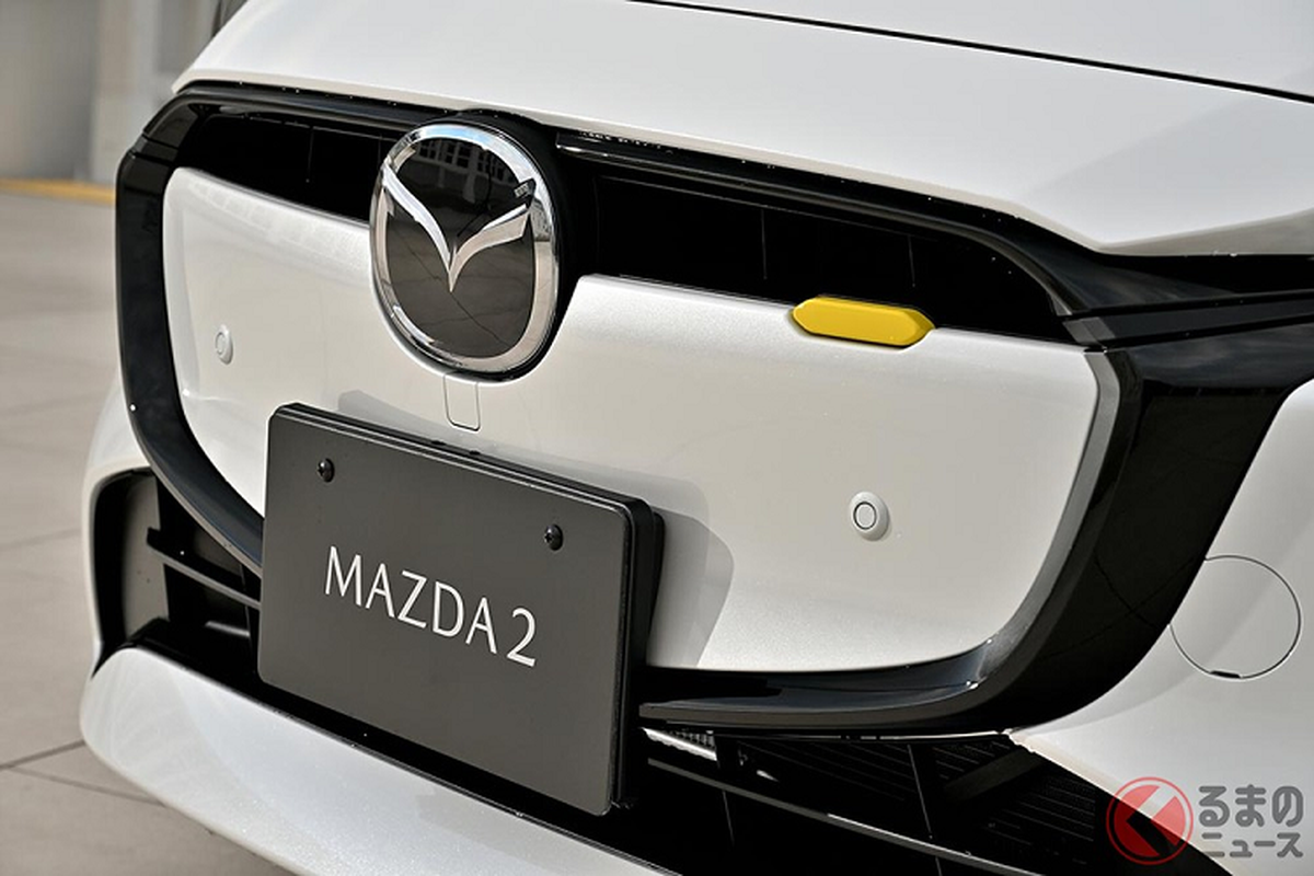 Mazda2 2023 chinh thuc trinh lang, gia ban chi tu 275 trieu dong-Hinh-3