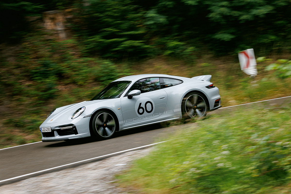 Porsche 911 Sport Classic cua Cuong Do la va “Qua” Vu tau tang gia gap doi-Hinh-9