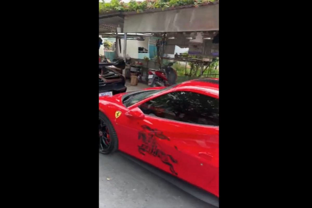 Hoang Kim Khanh mang dan sieu xe tram ty dao pho, Koenigsegg Regera mat tich-Hinh-5