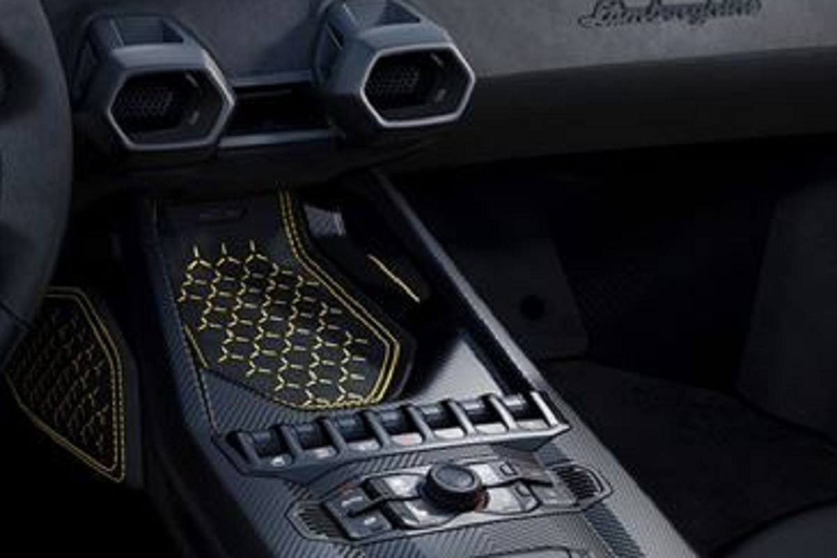 Lamborghini Invencible va Autentica - sieu xe dong co V12 cuoi cung-Hinh-9